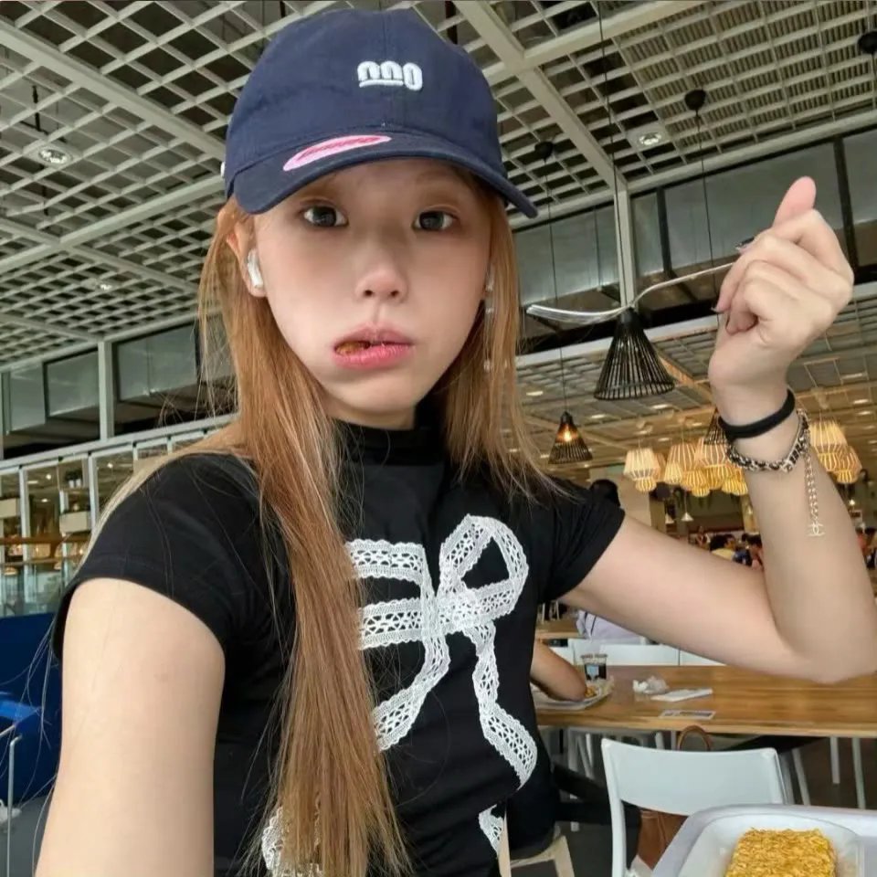 监禁外太空
